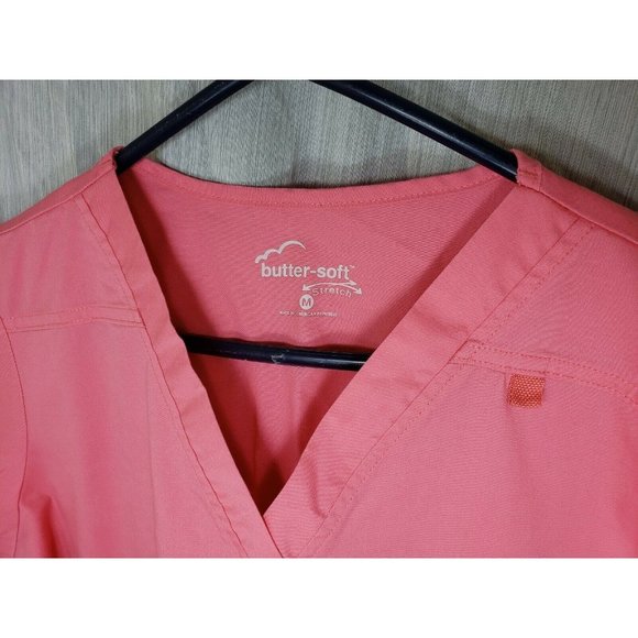 Pink Butter Soft U.A Scrub Stretch Scrub Top Medium - Picture 9 of 11